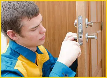 Metro Locksmith Services Palm City, FL 772-232-5240 - 16-emergency-unlock